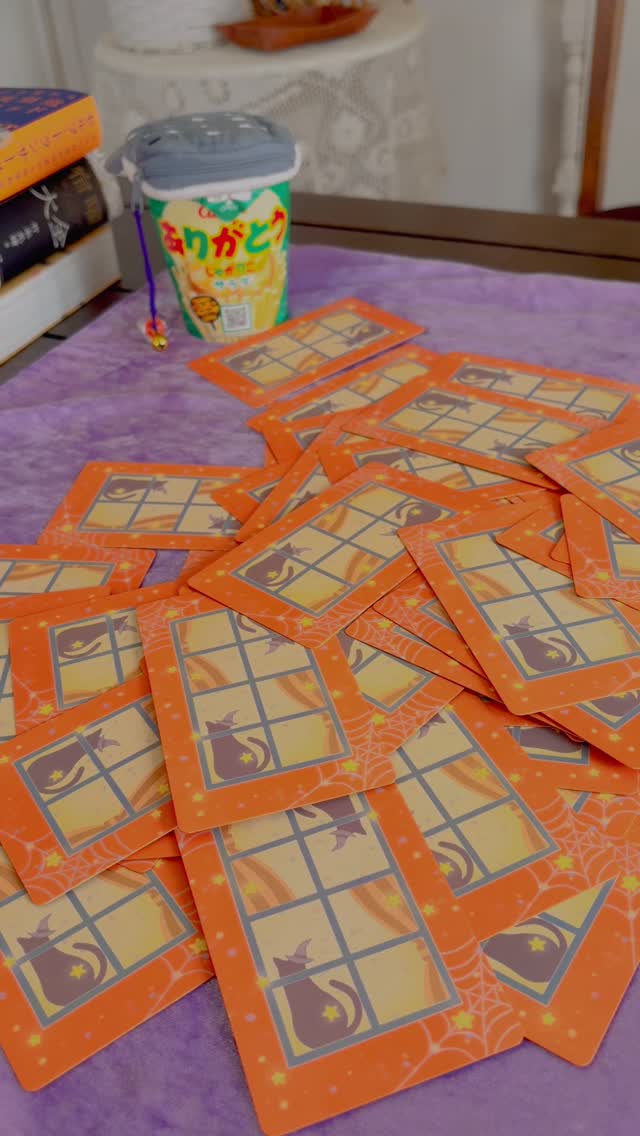 こんにちは🌞
今日は自由が丘のNEW MOONで対面鑑定しています〜

【今日の占い・タロットカード】
ペンタクルのキングは、地位も権力も財産も全て手に入れたからこそ、精神的な豊かさが重要だと理解している人物です

現実にある、目に見える欲しいものはもう手に入ってますよね？
もしかしてそう感じていない？？

では、何が足りないのか考えてみて🤔

今「欲しい」「足りない」って思っているものは
そう思わされてるだけで、本当は必要ないのかもしれない

人って思っているより、周囲の環境や子供の頃からの刷り込みにコントロールされてるものです

今一度、本当に欲しいものが何か
見つめ直してみてね👀👀👀

NEW MOONでは飛び込み鑑定も歓迎ですが
用事で出ちゃってる場合もあるので
公式LINEかDMでメッセージいただければ確実です🫶